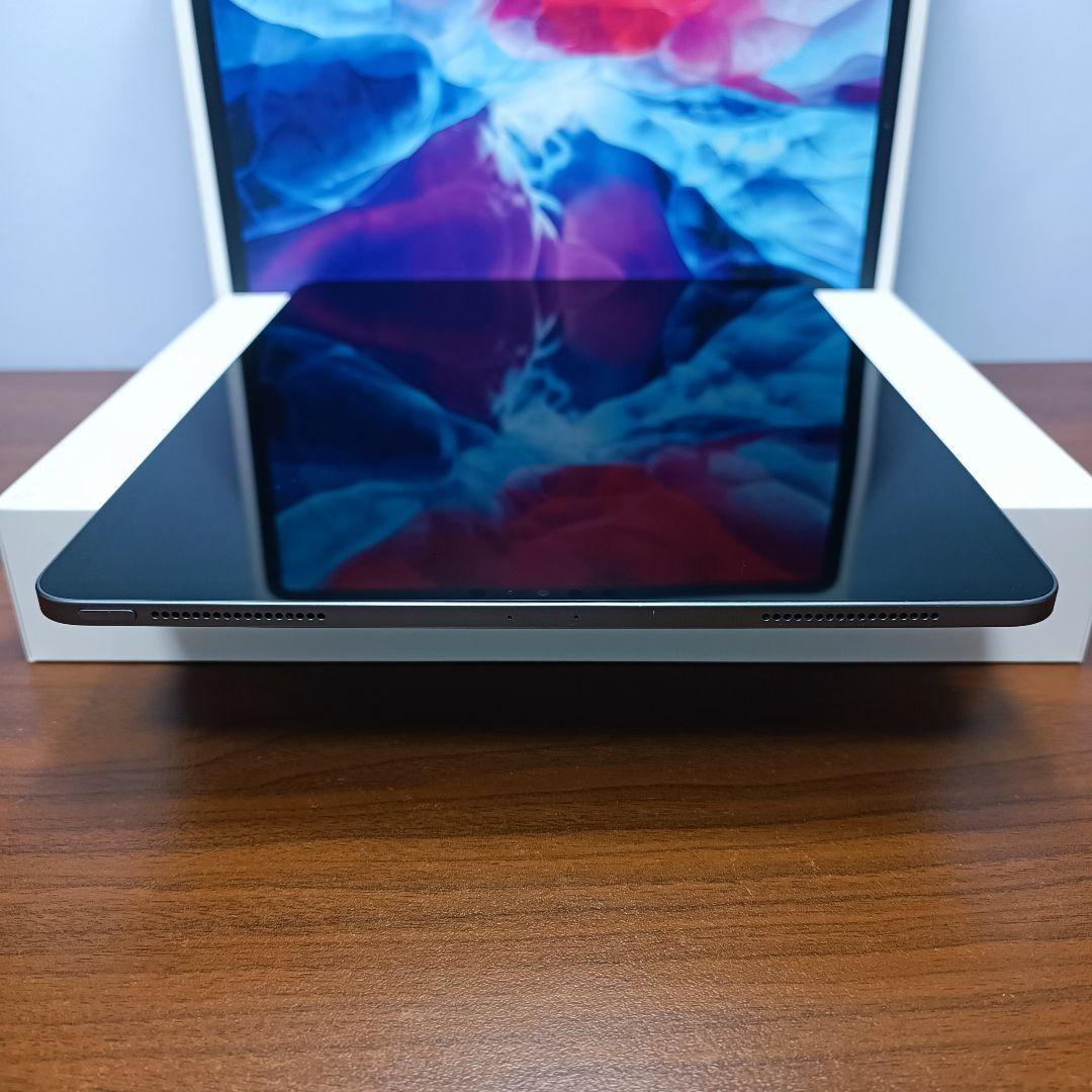 (美品) iPad Pro 12.9 第4世代 256GB、Keyboard