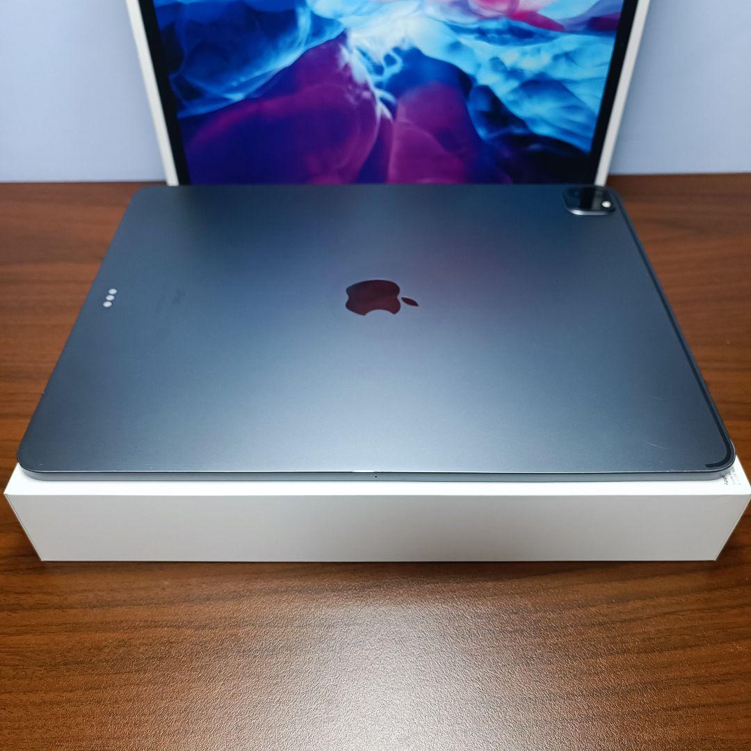 (美品) iPad Pro 12.9 第4世代 256GB、Keyboard