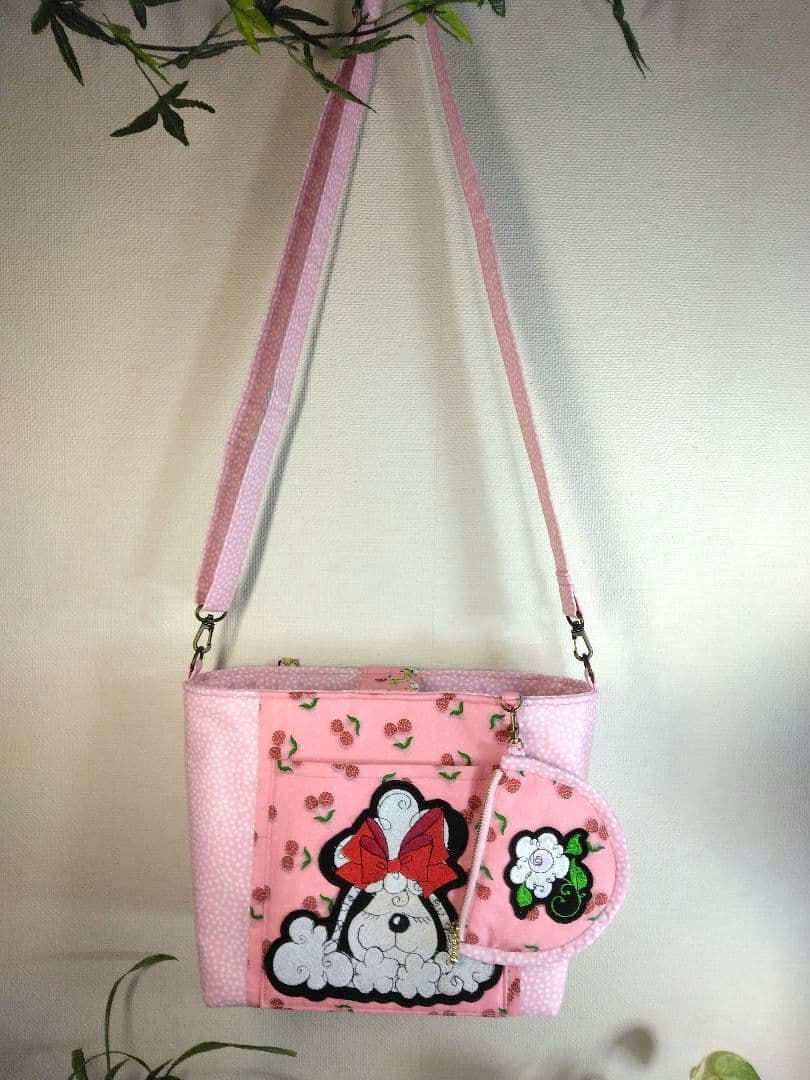 専用＊刺繍・ポケット付きショルダーバッグ&ポーチ＊ロラライハリス