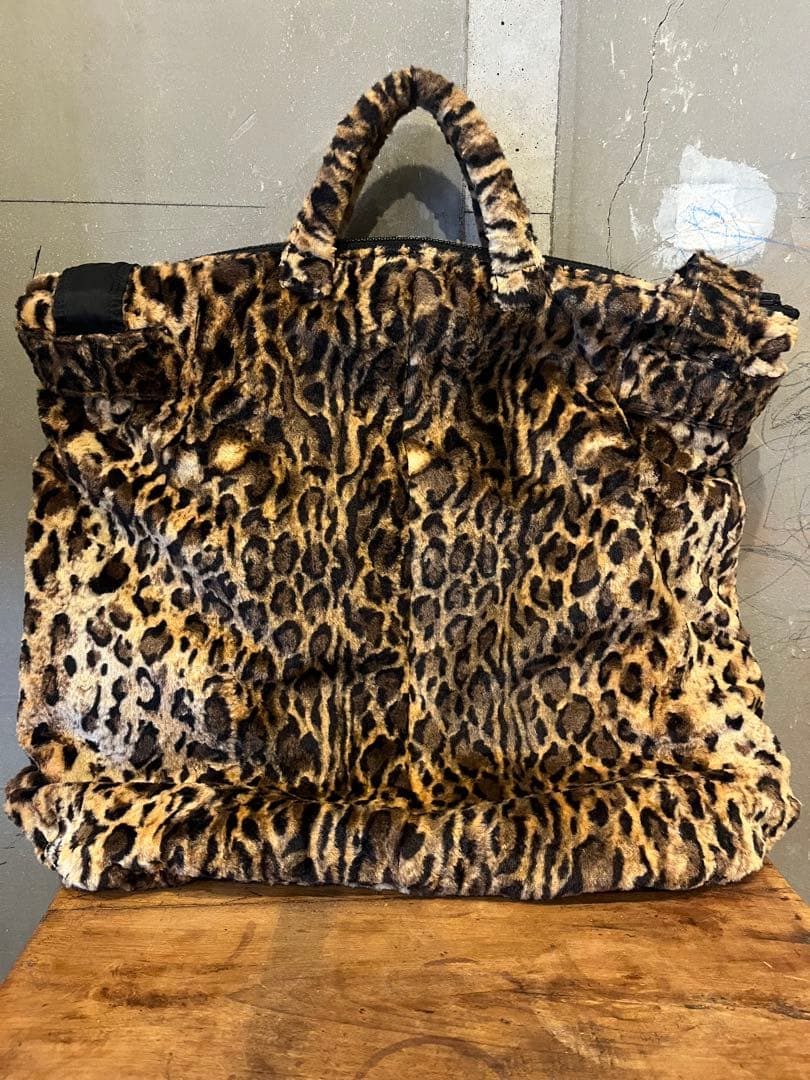 PORTER NEIGHBORHOOD ヘルメットバッグ　レオパード