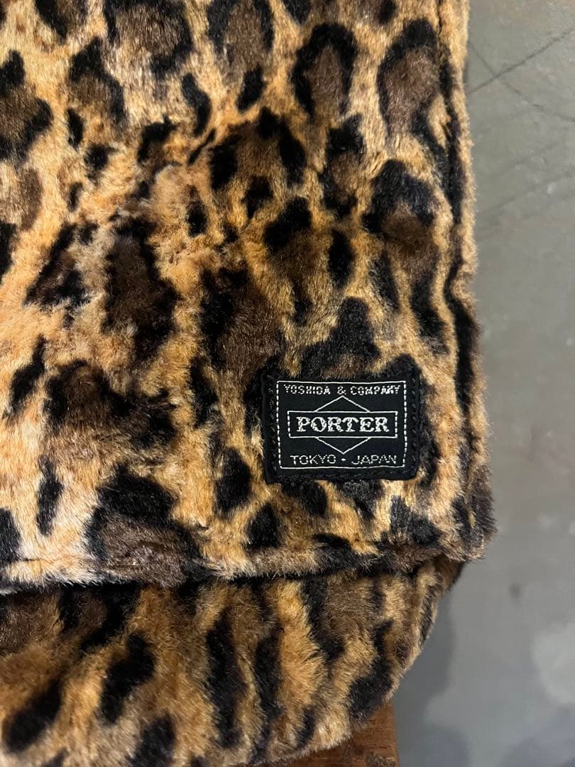 PORTER NEIGHBORHOOD ヘルメットバッグ　レオパード