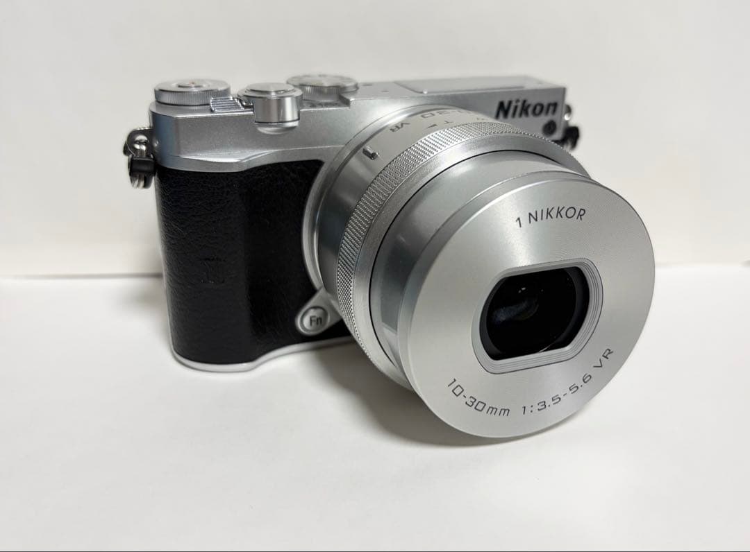 Nikon J1 5＋NIKKOR VR 30-110mm 3.8-5.6望遠