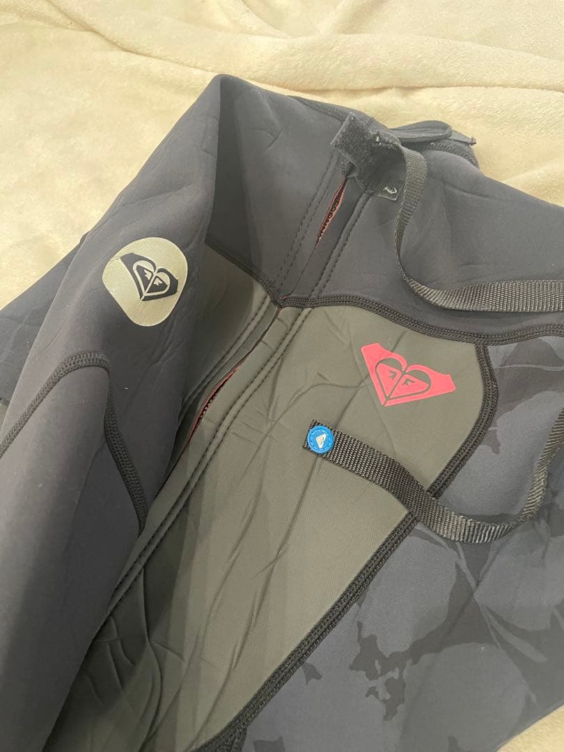 ロキシー ウエットスーツ　フルスーツ ブラック ピンク