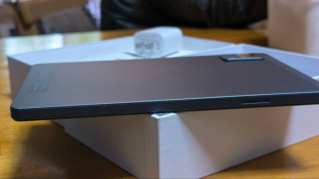 HEADWOLF FPad7 8.4インチタブレット カバー付