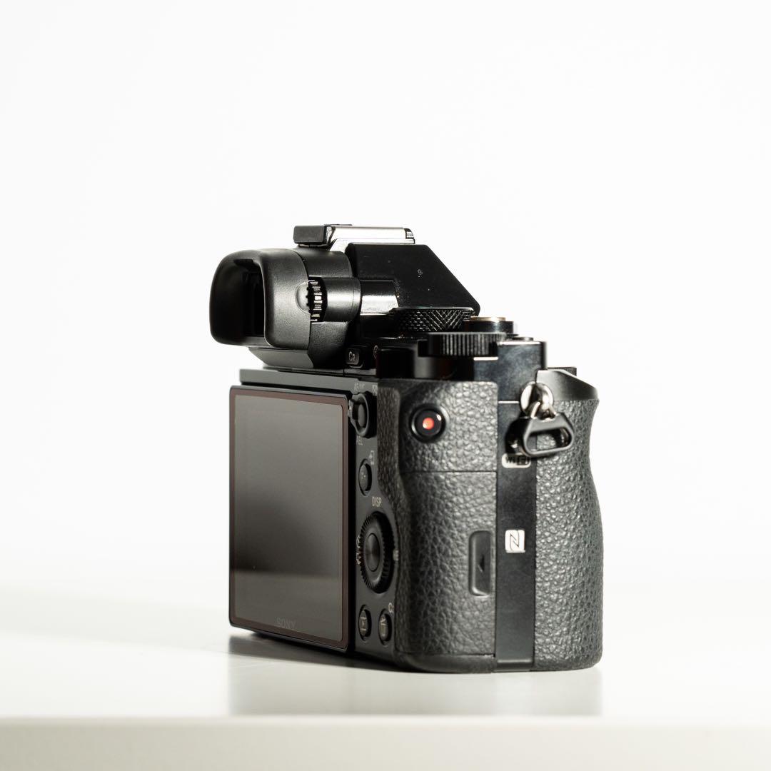 SONY 初代 α7R 3640万画素 ミラーレス一眼　シャッター数8493回