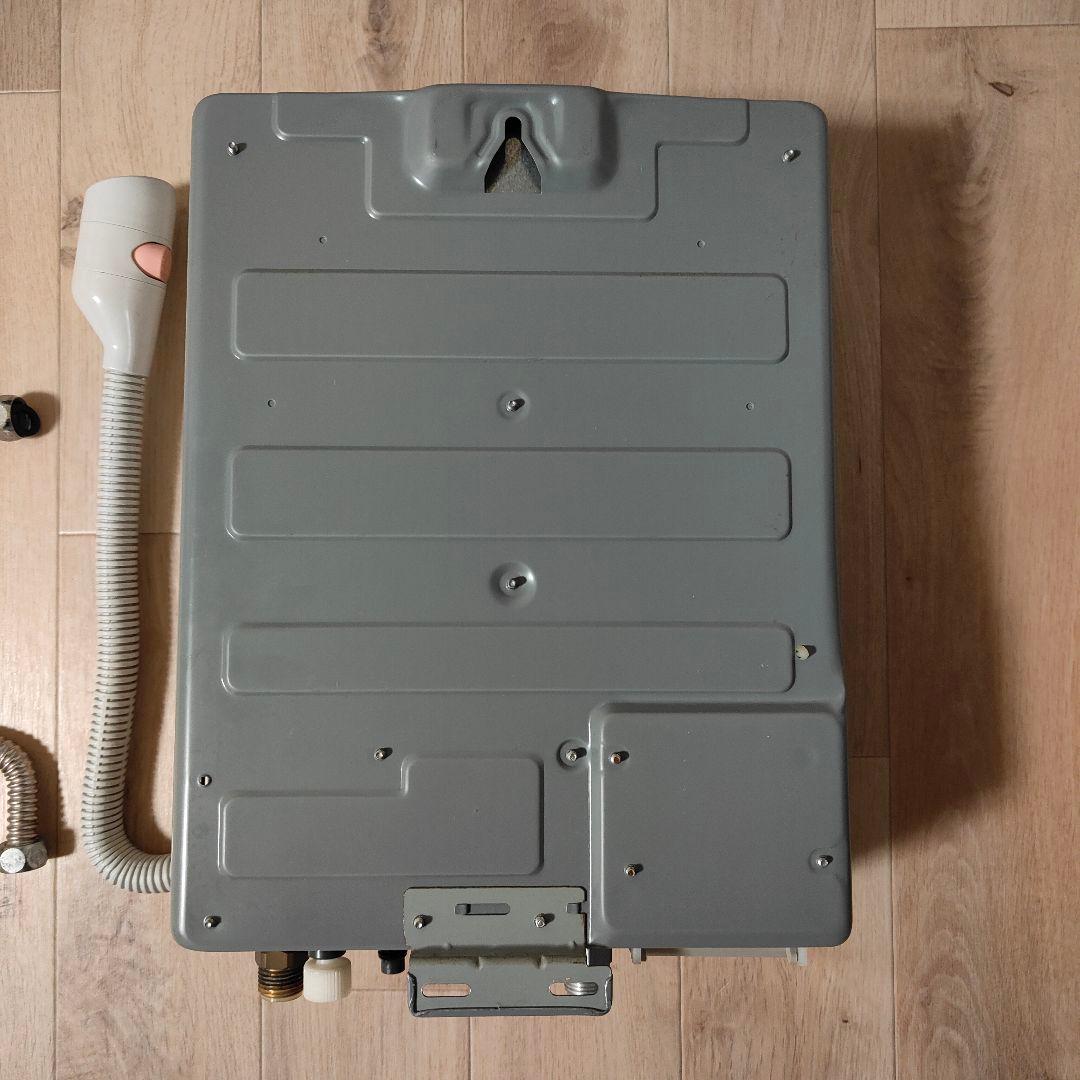 N533 H911 小型ガス給湯器