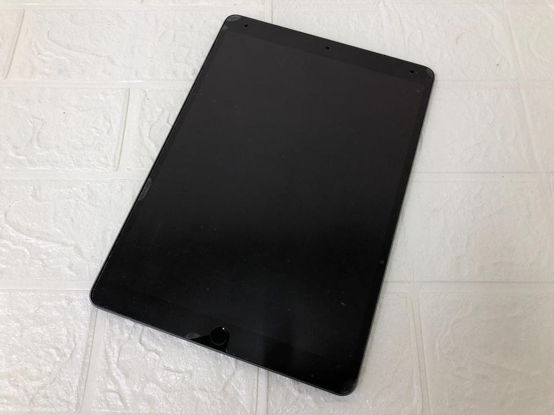 iPad Air 第3世代 64GB スペースグレイ MV0D2J／A