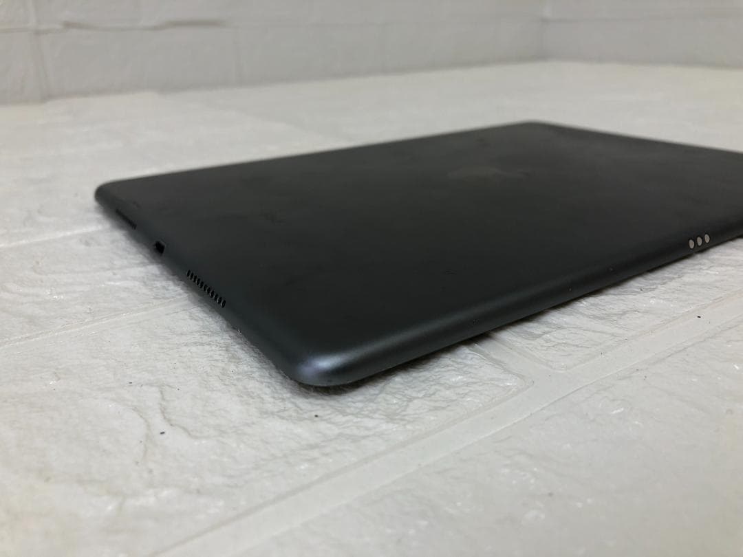 iPad Air 第3世代 64GB スペースグレイ MV0D2J／A