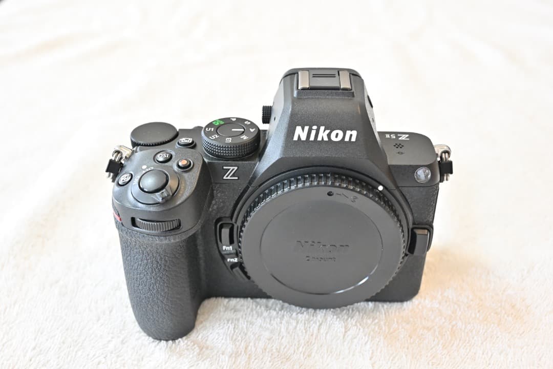 ア*ン様 【メーカー保証2028年4月】Nikon Z 5II ボディのみ