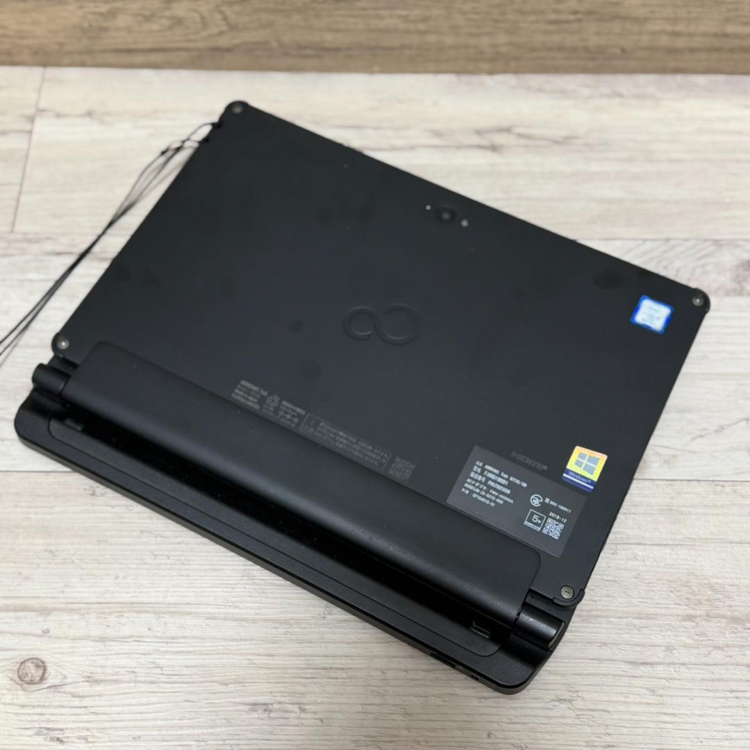 富士通 ARROWS Tab Q738 Core i5 8世代 128GB 軽量