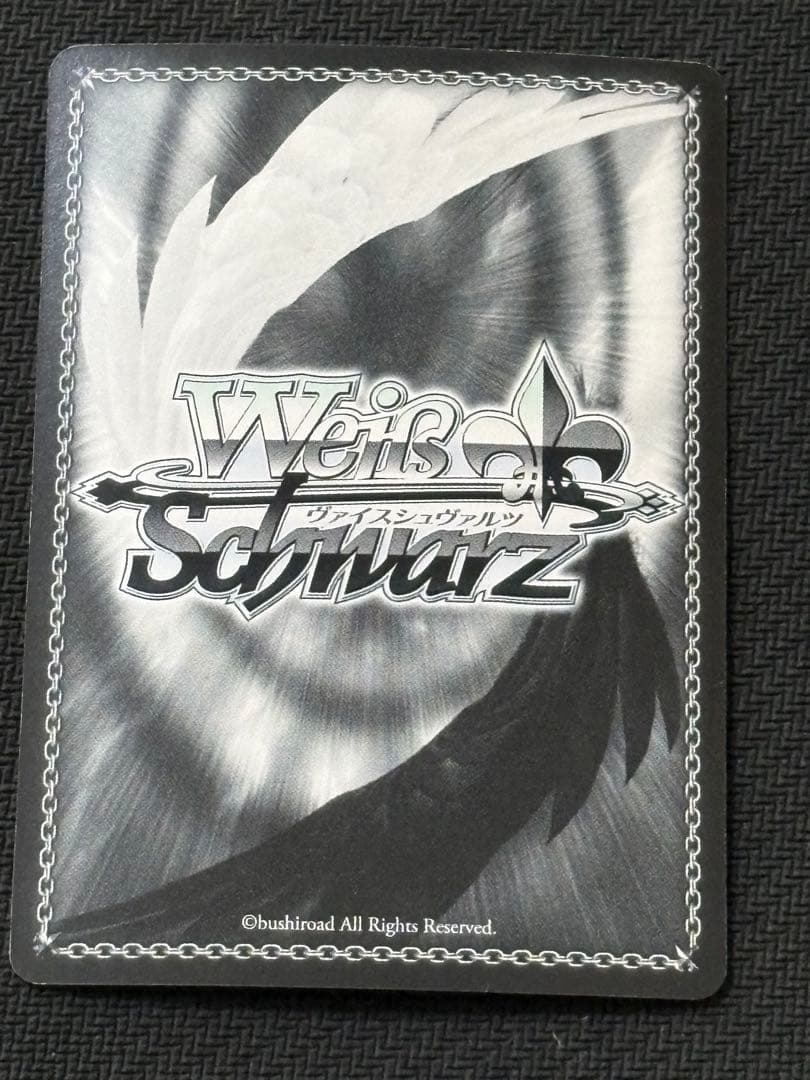 真剣な面持ち戦場ヶ原ひたぎSPサイン化物語