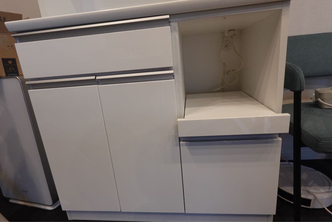 【送料込み設置】ニトリ　キッチンボード　レジューム幅90 食器棚