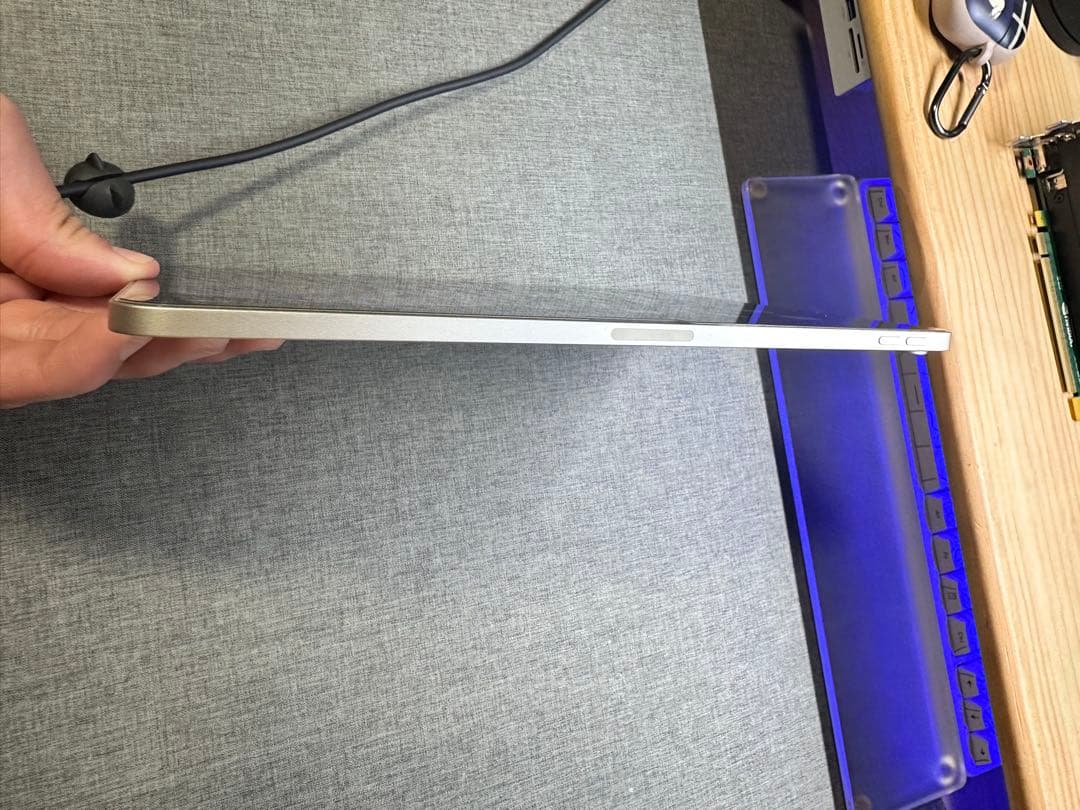 美品　ipad air 11インチ　M2 256GB バッテリー100%