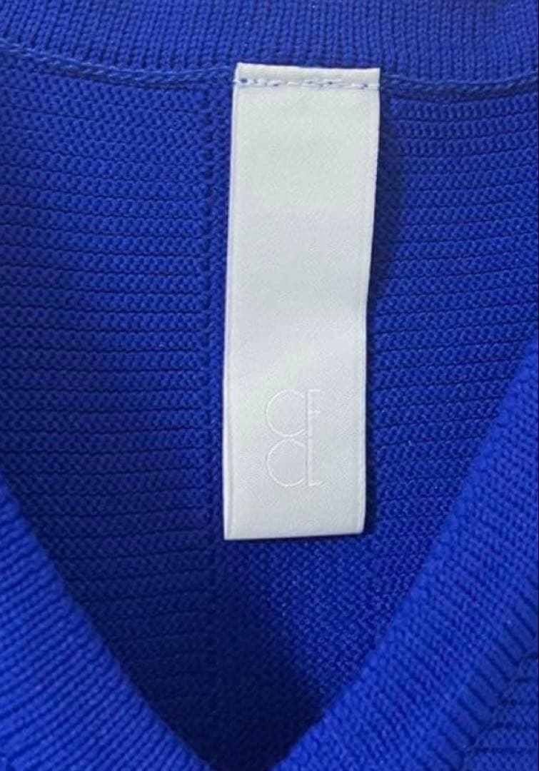 CFCL フレアスリーブ ニットワンピース 青