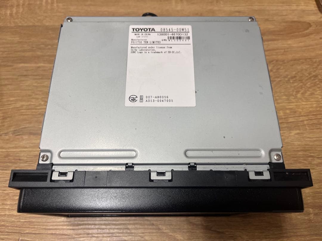 トヨタ純正　SDナビゲーション　NSZT-W64