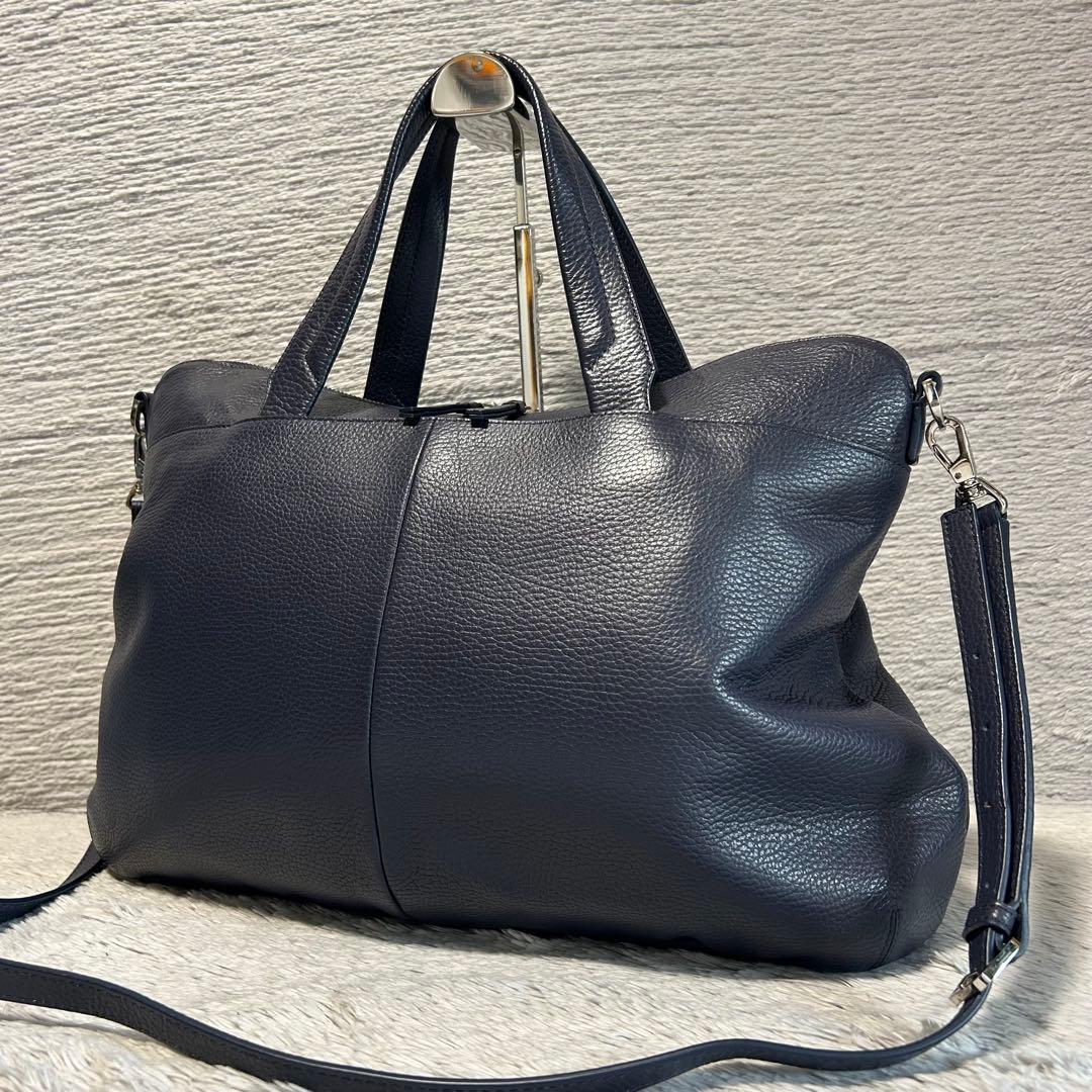 u*5様 agnes.b アニエスべー オールレザー　ビジネスバッグ　ネイビー