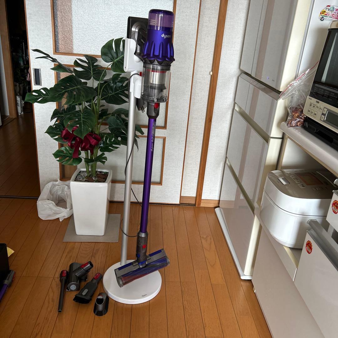 ダイソン　dyson デジタルスリム　SV18 掃除機