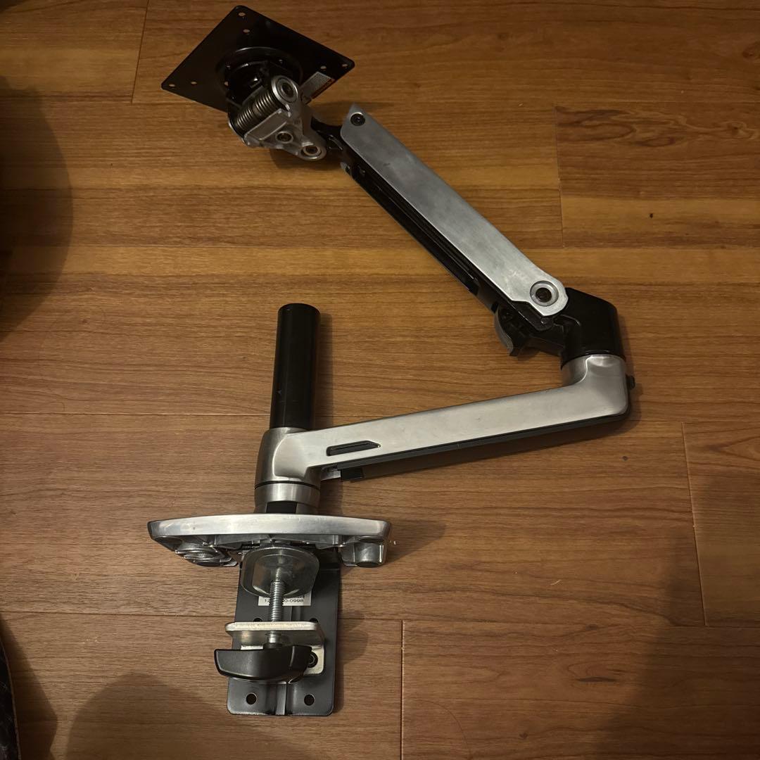 O*】様 ERGOTRON モニターアーム アルミ製