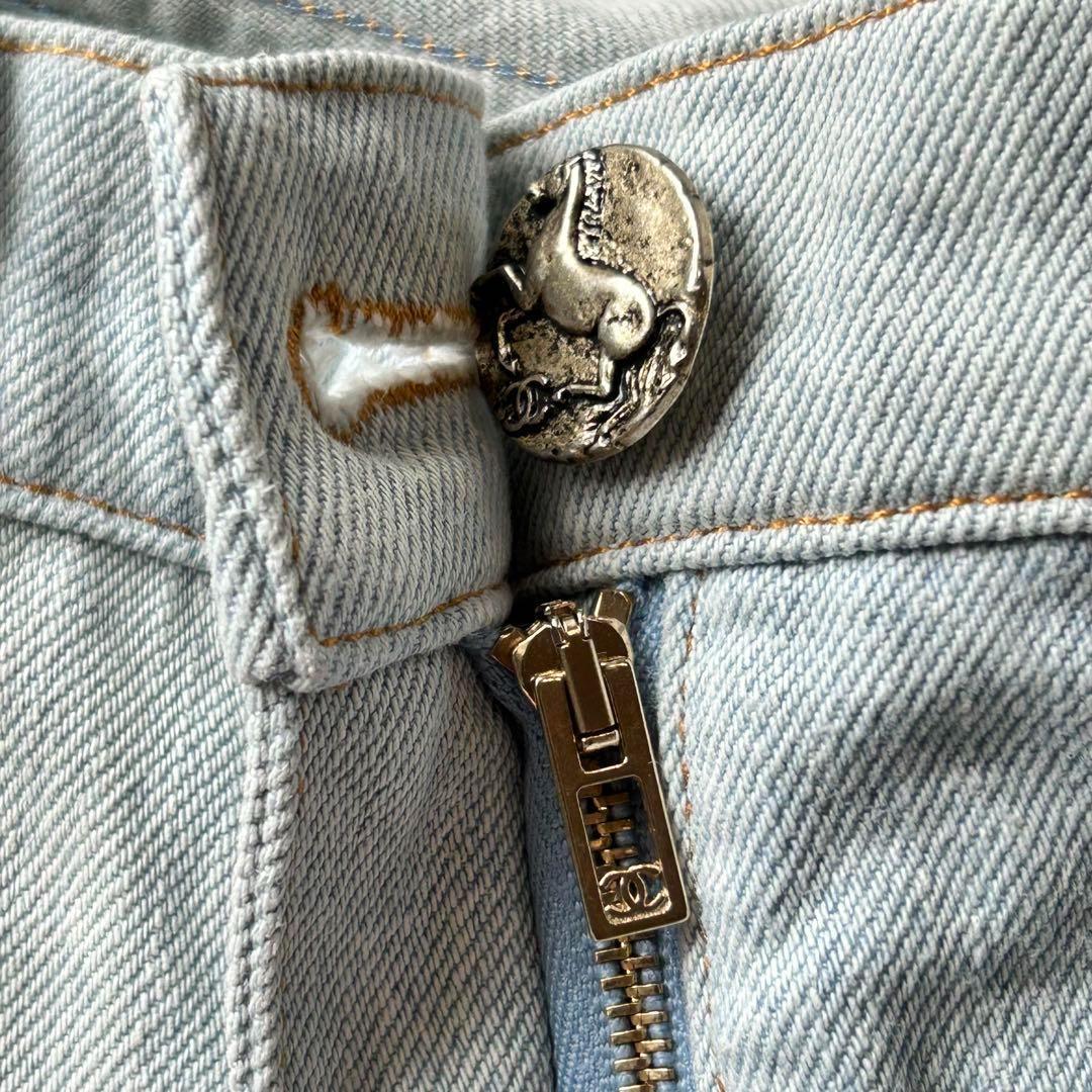 シャネル CHANEL 金ボタン デニムショートパンツ ウォッシュブルー 40