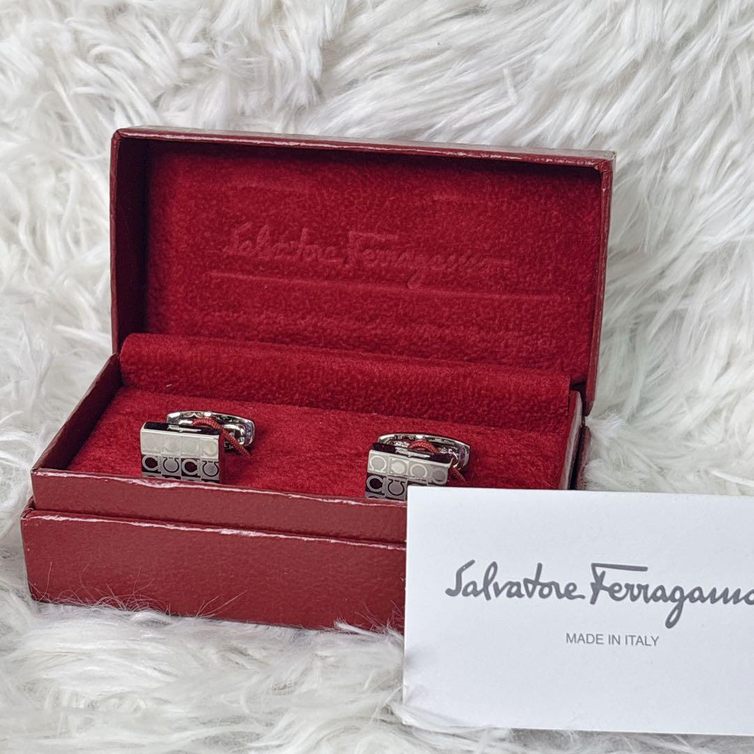 Salvatore Ferragamo 四角形カフリンクス