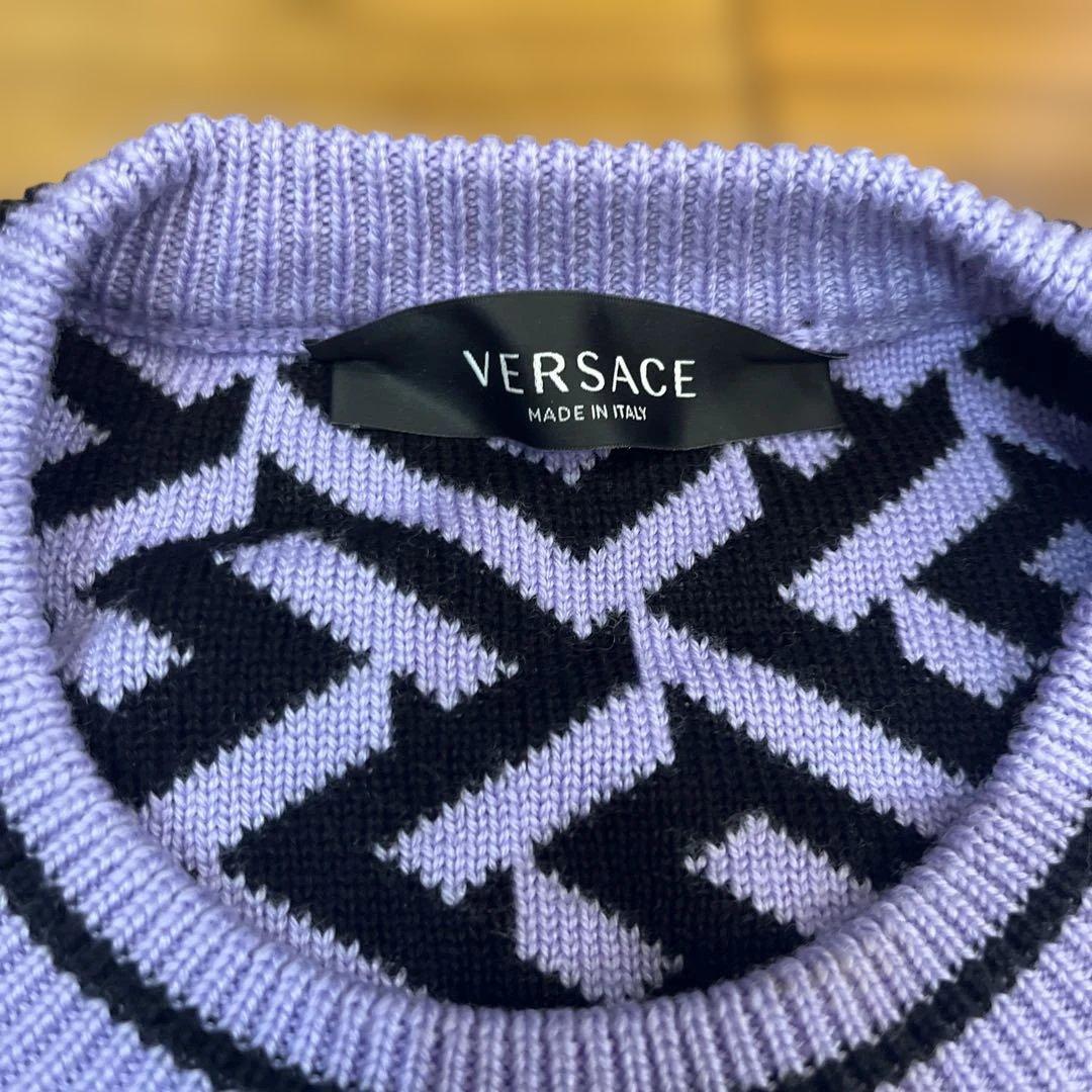 Versace セーター　サイズ40