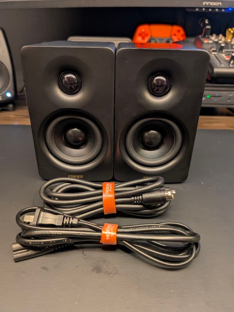 Edifier M60 箱無し、一部ケーブル無し