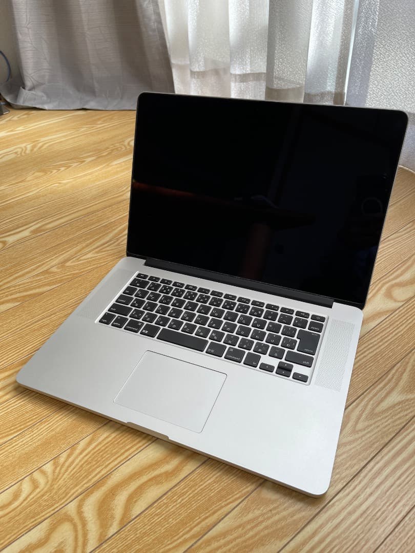 MacBook Pro 15インチ 2015 16GB /1TBストレージ