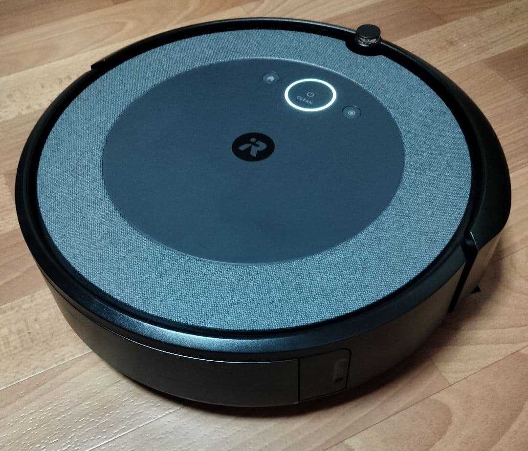 ルンバiRobotルンバi5+使用時間1時間未満　極美品　バーチャルウォール付き
