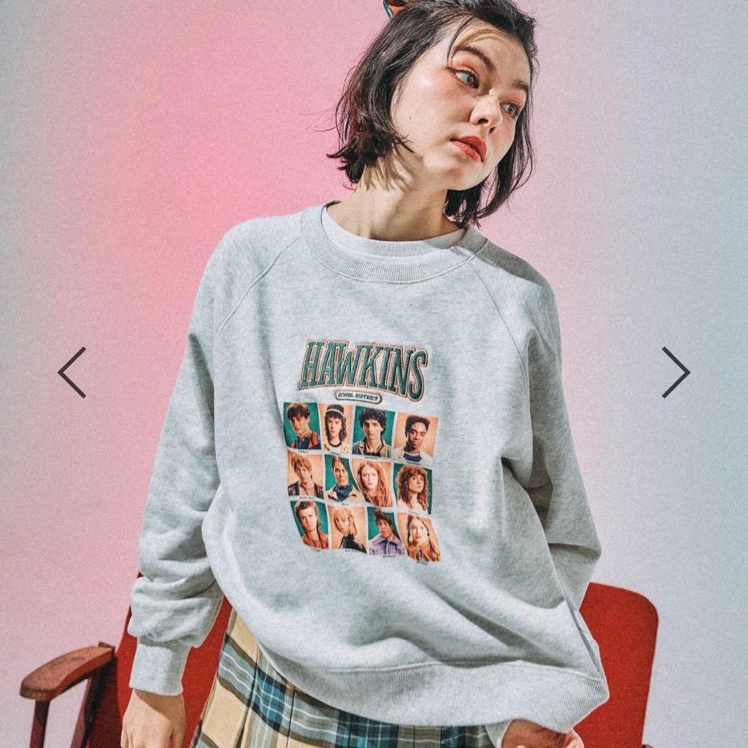 stranger things コラボ　アソートスウェットプルオーバー　M