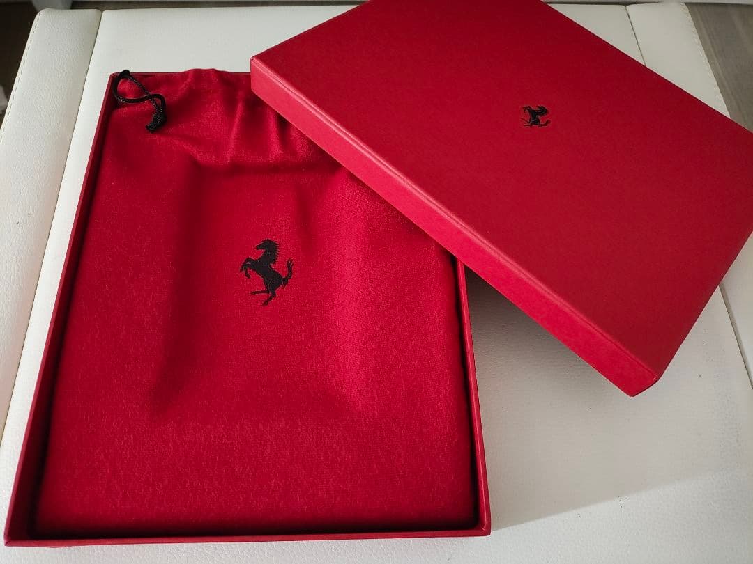 Ferrari カーボンファイバー フォトフレーム