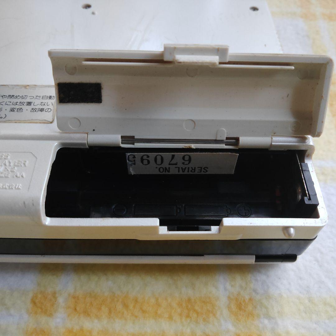 【希少】SONY WM-55 カセットプレーヤー　イヤホンとケース付　ジャンク品