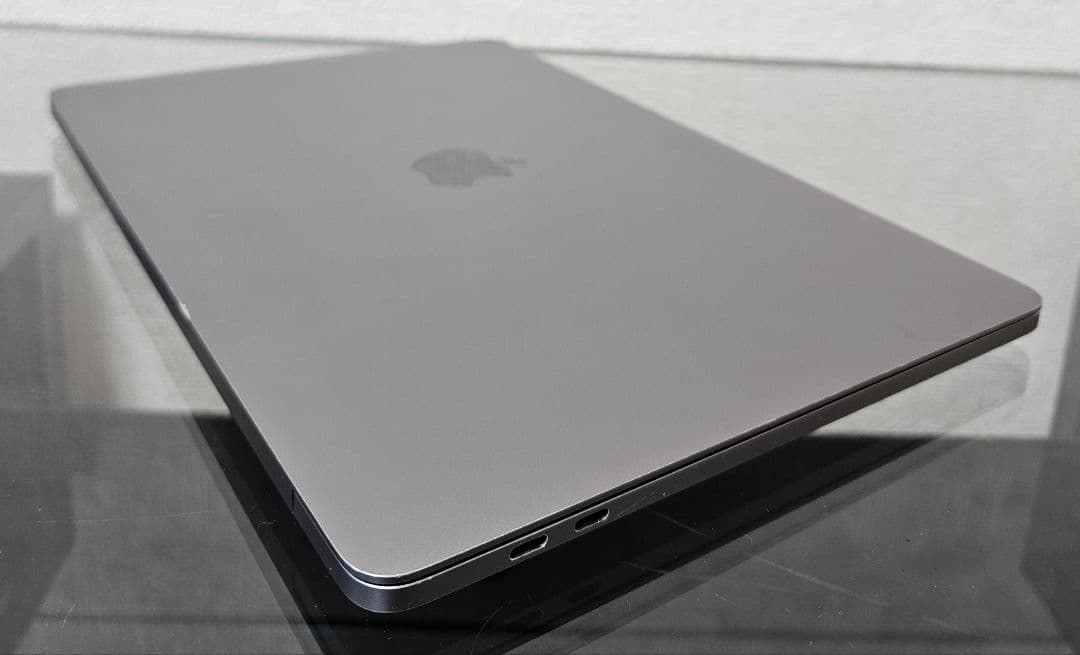 M2 Apple MacBookPro 2022 512GB 13 インチ