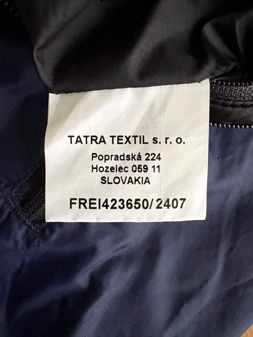 【美品】 Navy Carinthia LIG4.0 L