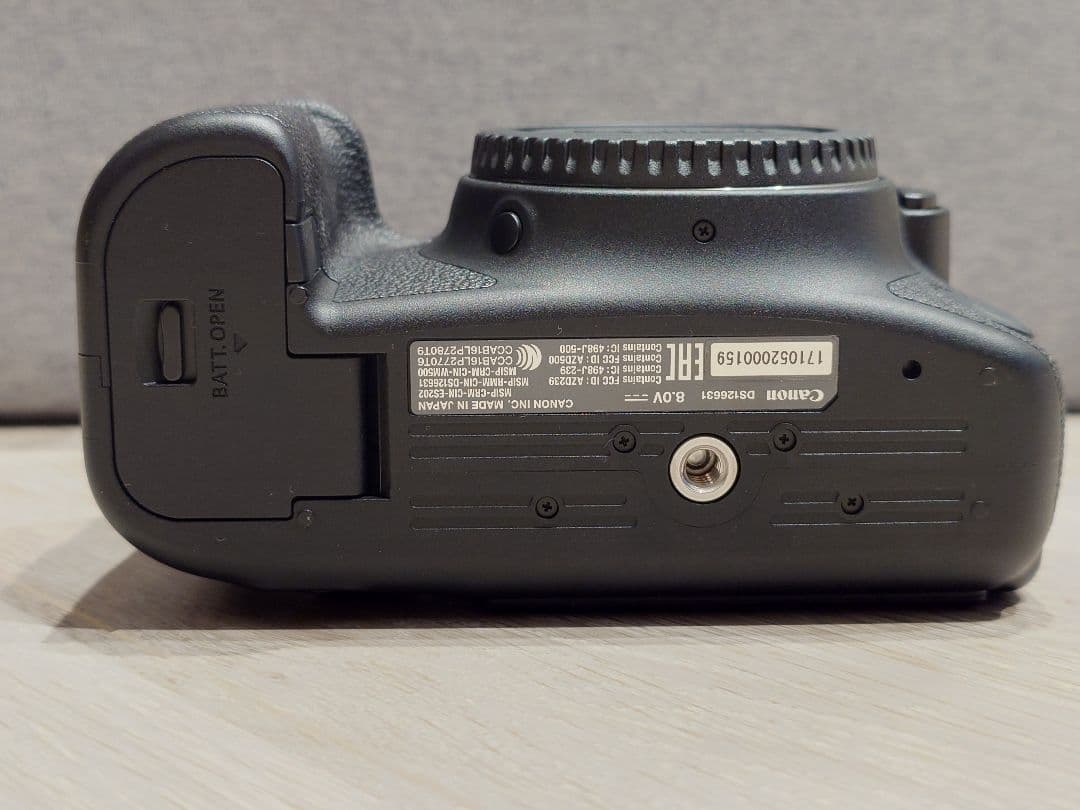 Canon EOS 6D デジタル一眼レフカメラ　値下げ！！