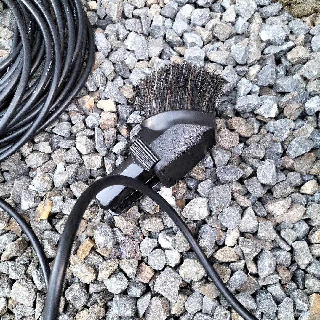 ニルフィスク　業務用　小型バキューム