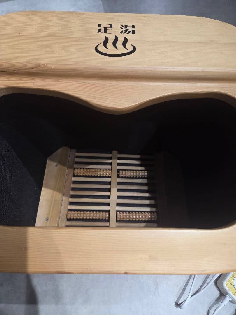 ぽかぽか足湯DX デラックス　脚温器　アサヒ　赤外線［動作確認済]