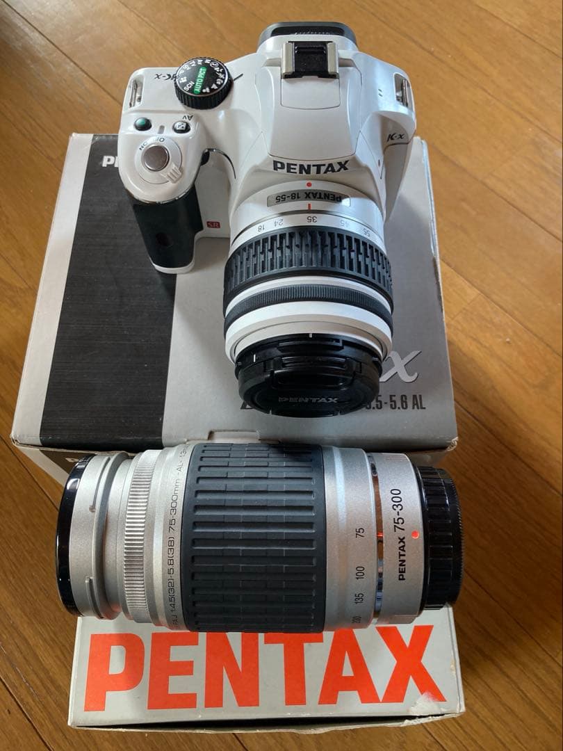 PENTAX デジタル一眼レフ ホワイト　16302 レンズセット