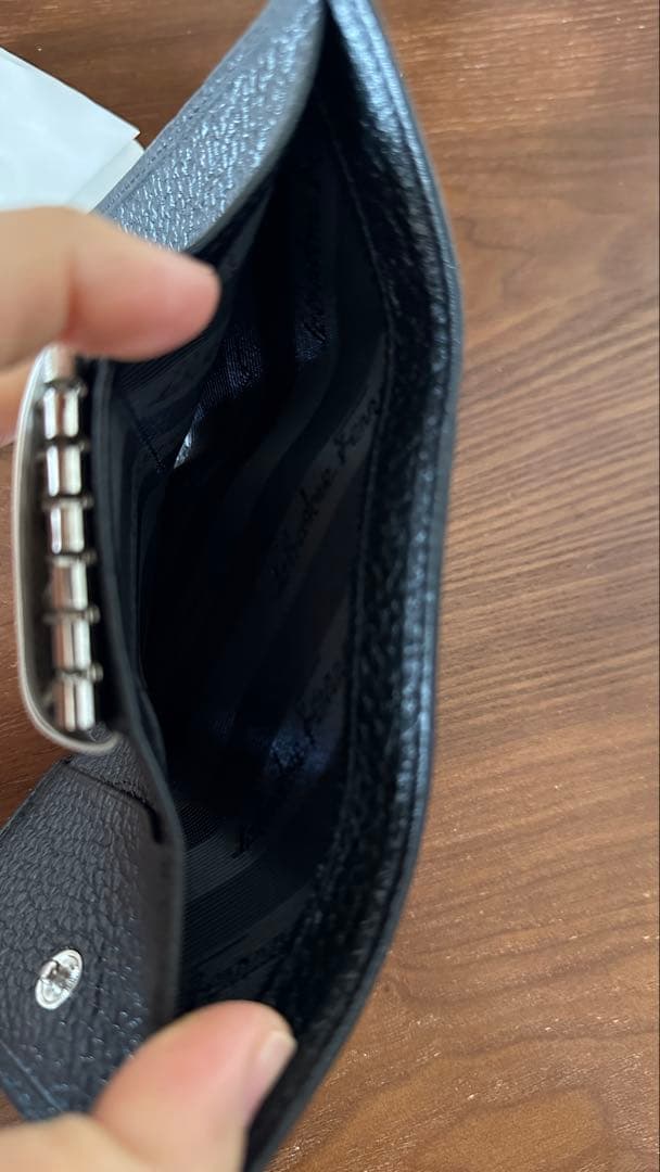 [新品]Salvatore Ferragamo フェラガモ レザー キーケース