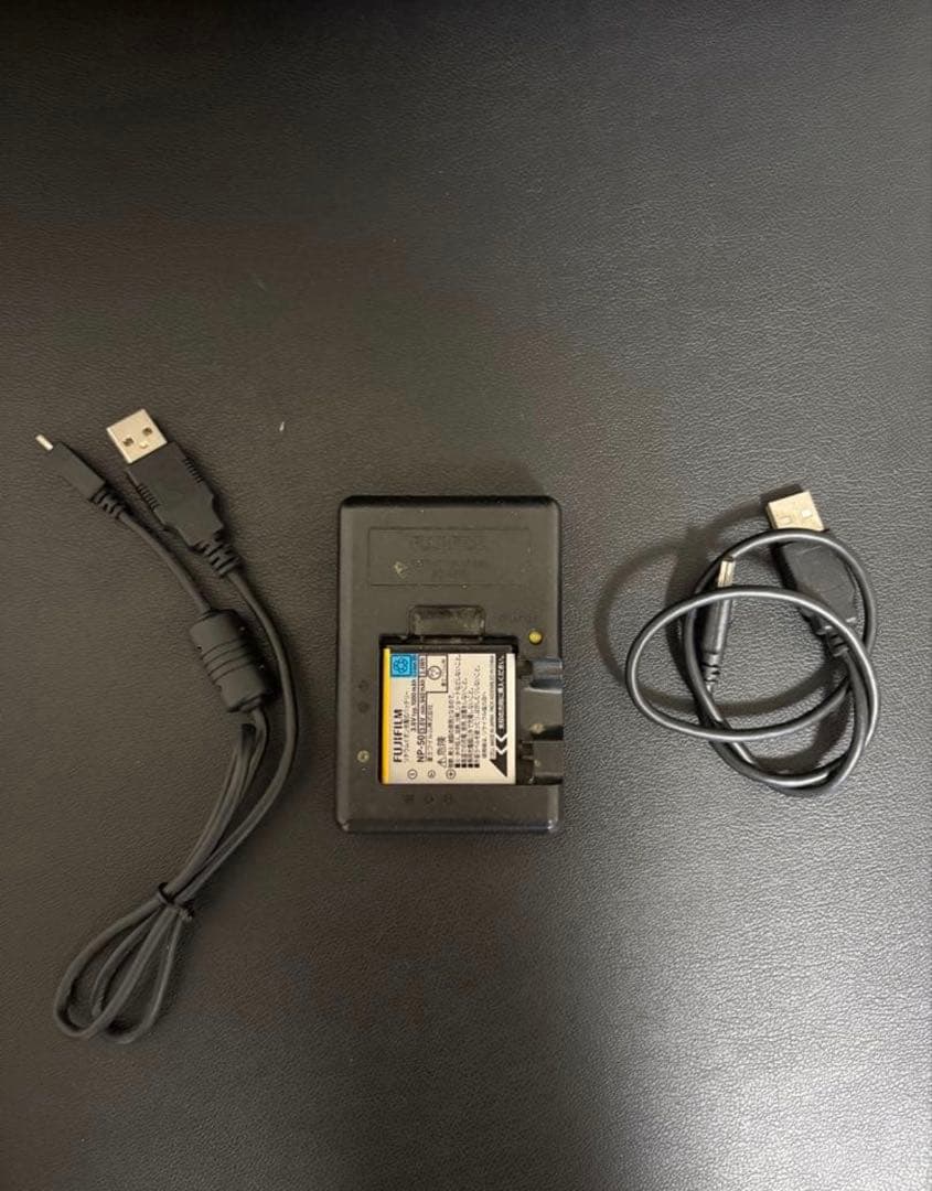 FUJIFILM FinePix F1000EXR コンパクトデジタルカメラ