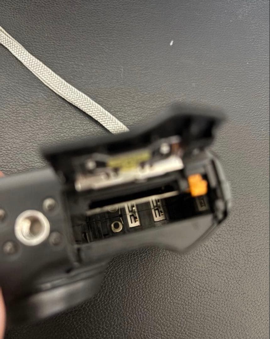 FUJIFILM FinePix F1000EXR コンパクトデジタルカメラ