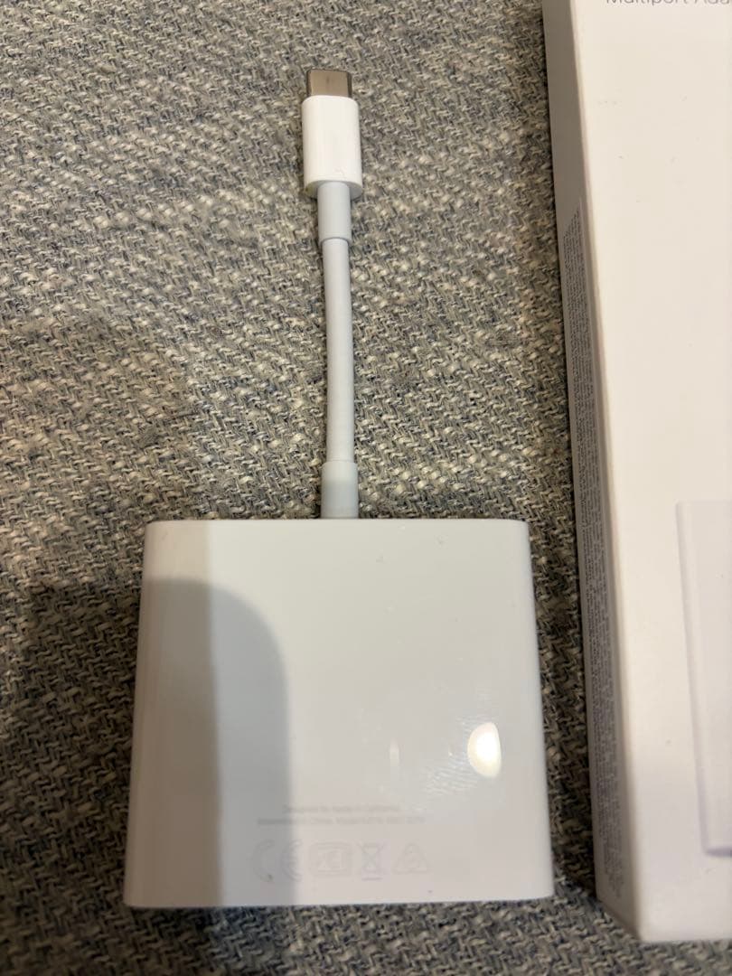 Apple USB-C to Digital av マルチポートアダプター