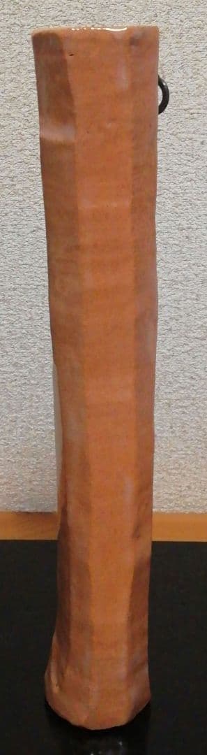 通次阿山作　楽焼　花入　共箱　花瓶