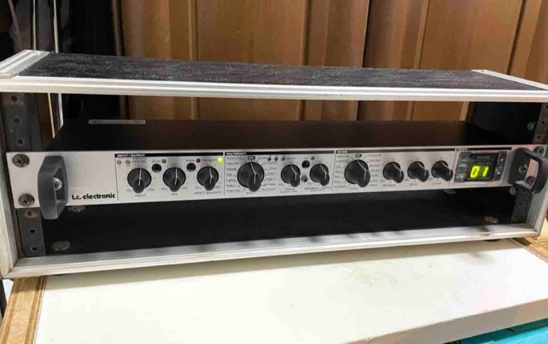 TC Electronic M300 マルチエフェクター マニュアル付属