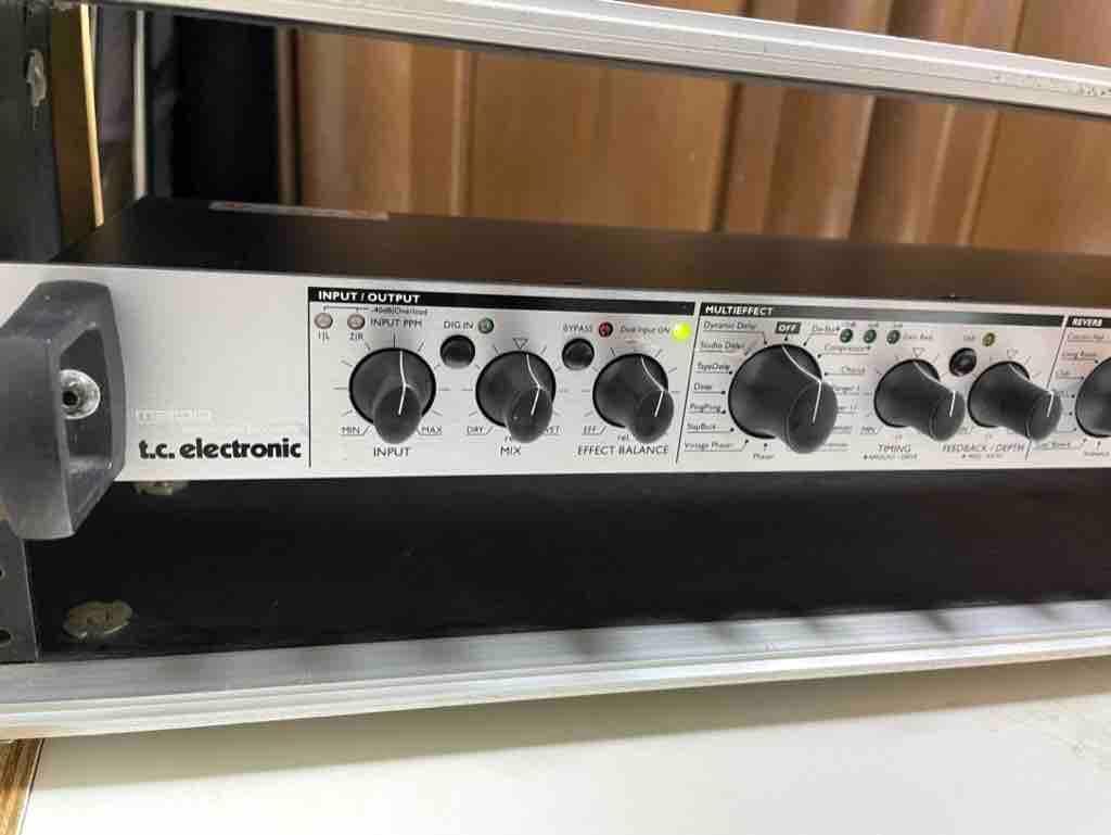 TC Electronic M300 マルチエフェクター マニュアル付属