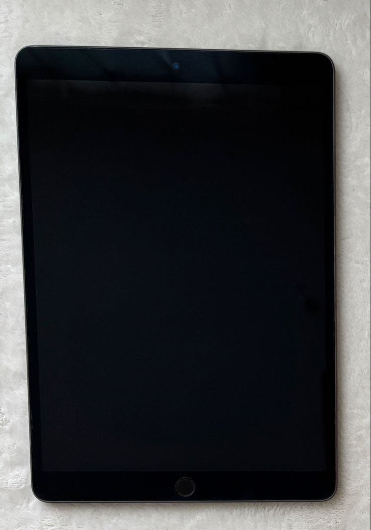 【美品・匿名配送】Apple iPad air3 64GB Wi-Fiモデル