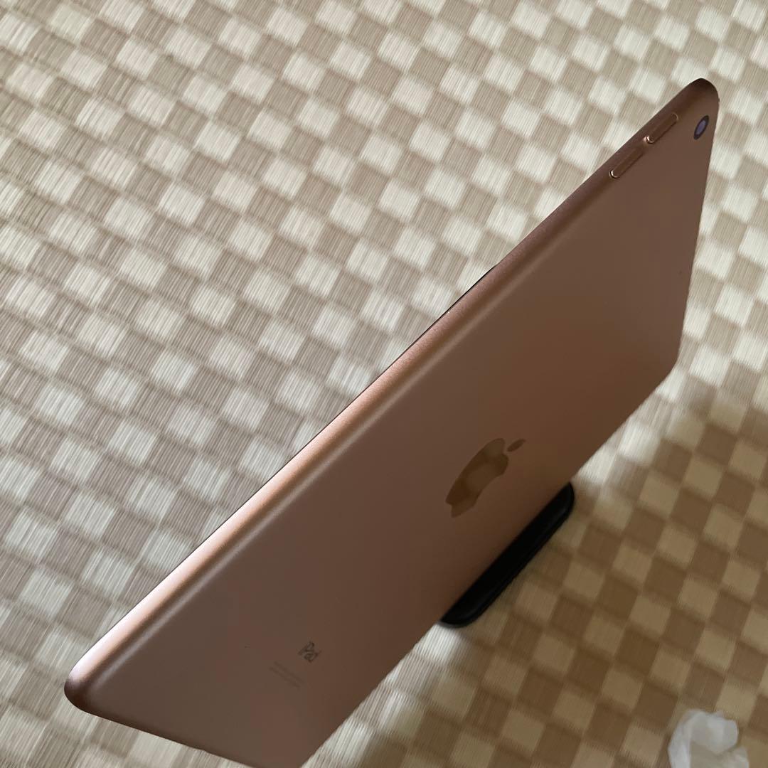 中古品 Apple iPad mini 第5世代 Wi-Fi 64GB ゴールド