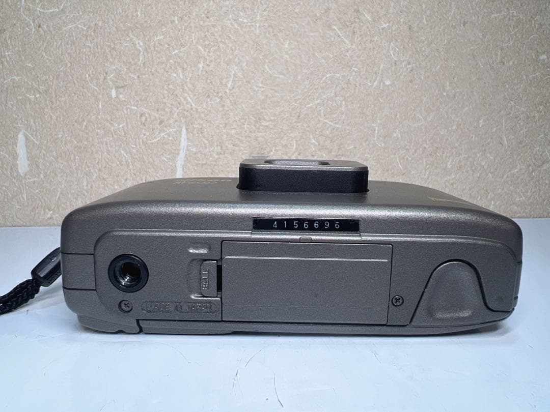 Nikon AF600 コンパクトフィルムカメラ