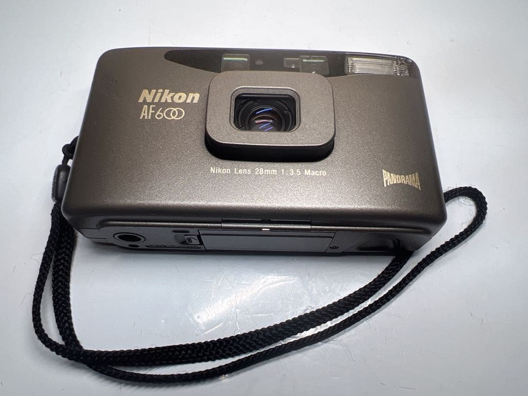 Nikon AF600 コンパクトフィルムカメラ