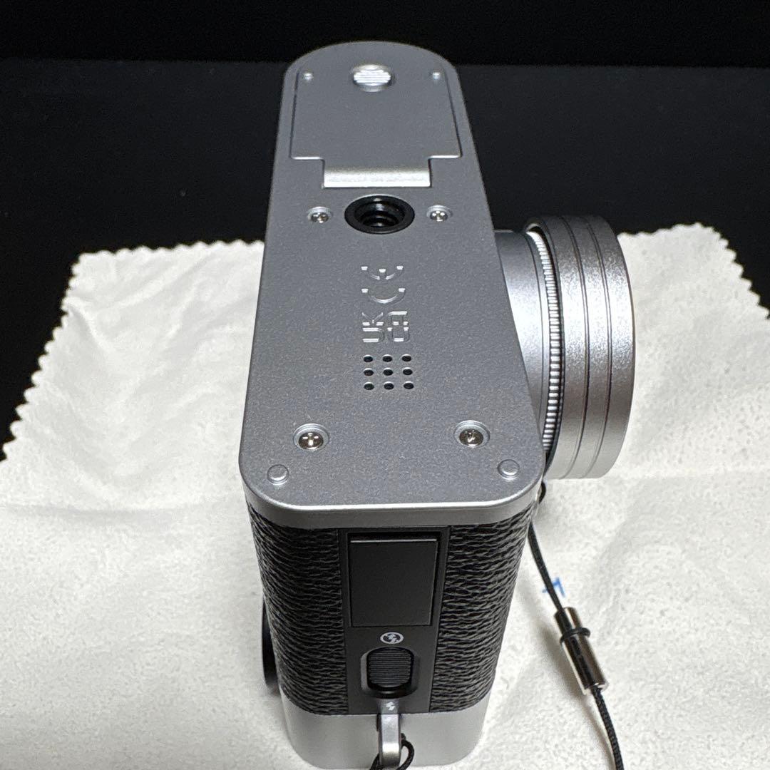 FUJIFILM (フジフイルム) X half X-HF1 シルバー