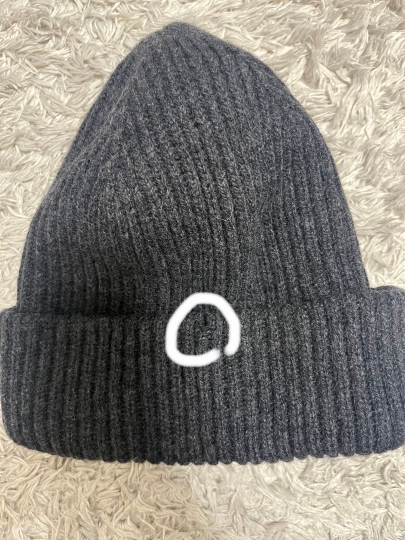 A.P.C アーペーセー　ニット帽　ダークグレー　男女兼用